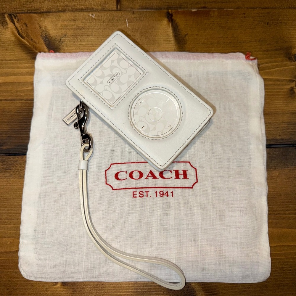 Vintage Coach White Leather iPod Classic/Video Case Wristlet and Dust Bag